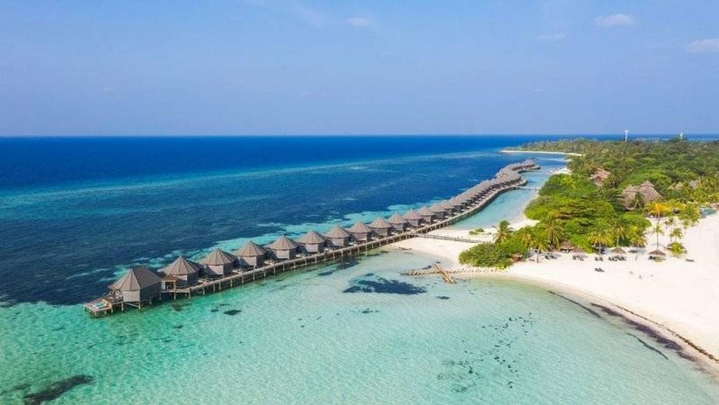 Paradise Beaches and Stunning Sunsets: The Kuredu Island Resort Standard
