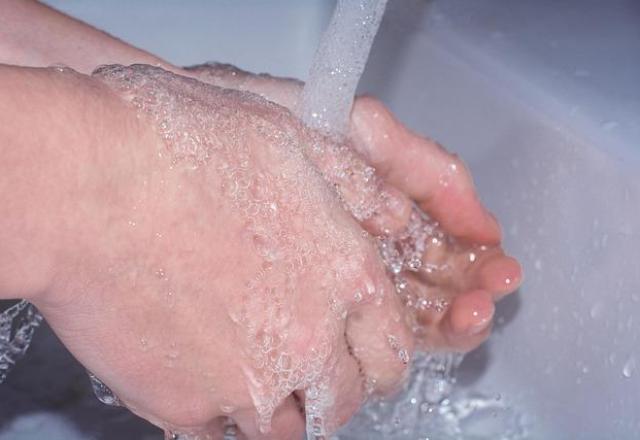 Automatic Hand Washing Station